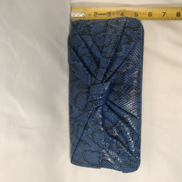 White House Black Market Snakeskin Clutch with Chain Strap NWOT - Picture 11 of 11